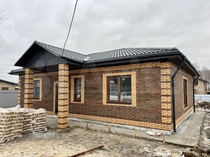 Дом 102 м² на участке 7 сот.