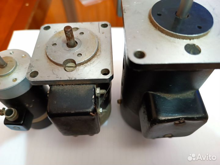 Электродвигатель сд 75, сд 20, сд 10