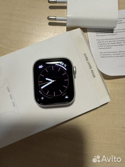 Часы apple watch se 40 mm 2021