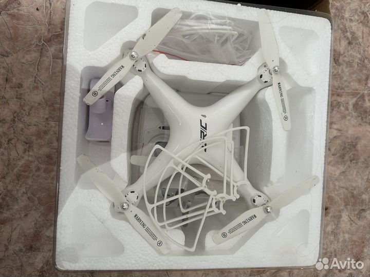 Квадрокоптер jjrc H68