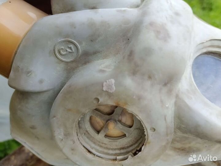 Противогаз пмг