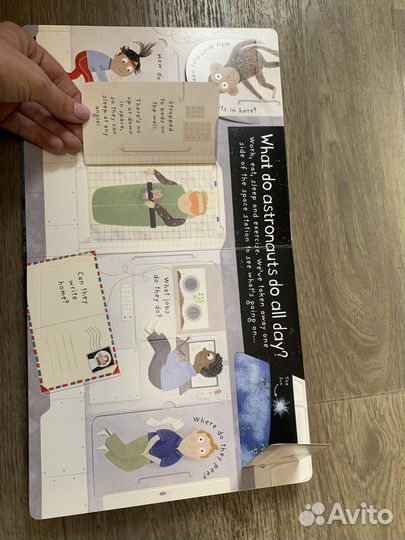 Книга Как там в космосе /Whats it like in space