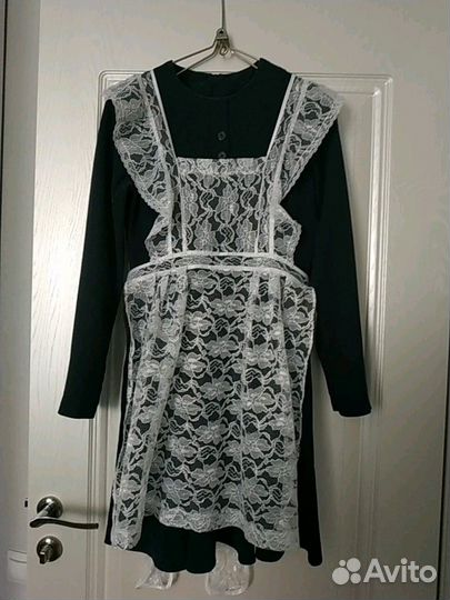 Школьное платье с фартуком