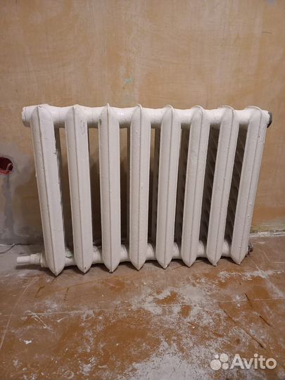 Батарея чугунная
