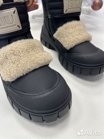 Зимние ботинки для девочки новые 33 размер