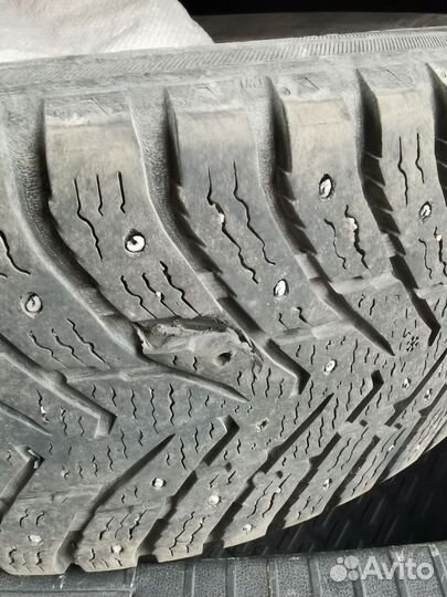 Nokian Tyres Hakkapeliitta 8 215/65 R16