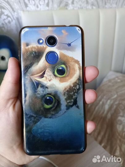 Продам смартфон Honor 6c