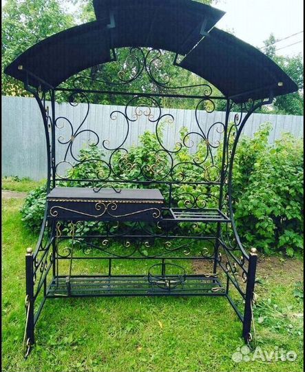 Мангал с крышей