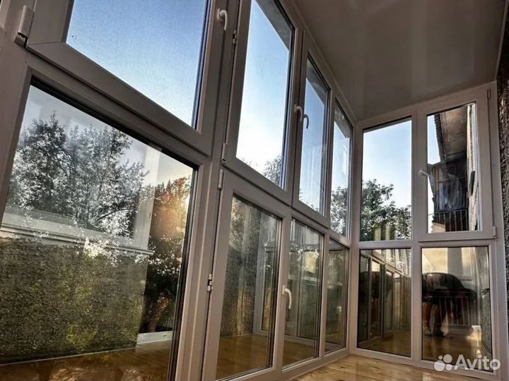 Пластиковые окан и двери