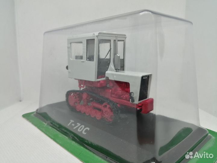 Модель Гусеничный трактор Т-70С