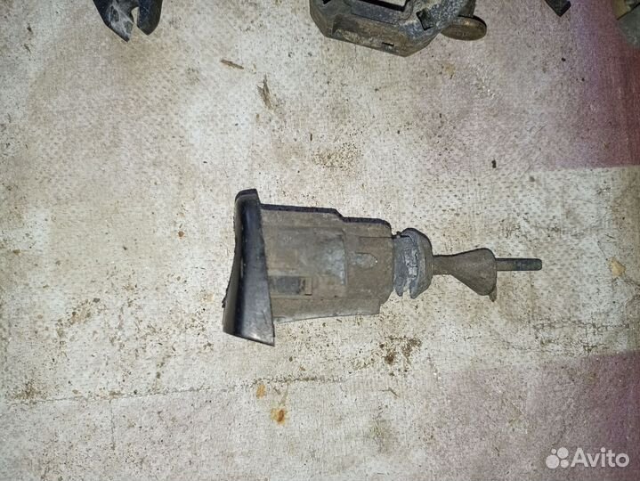 Наружные ручки skoda fabia 1