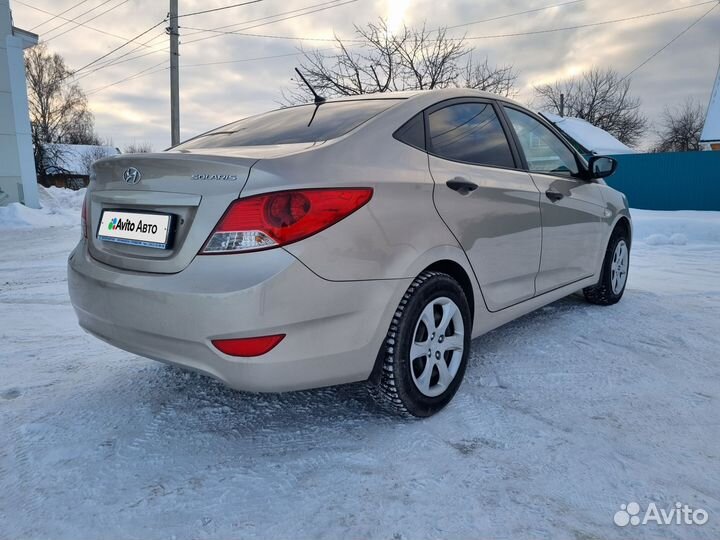 Hyundai Solaris 1.6 AT, 2012, 182 000 км