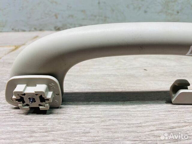 Ручка потолка зад прав citroen C5 2 1.6 седан