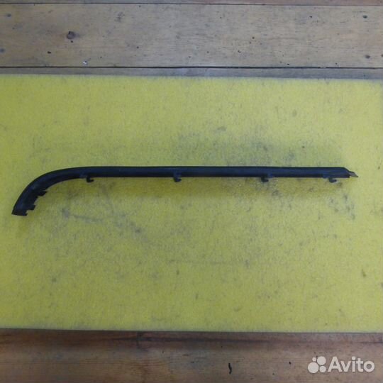 Молдинг заднего бампера правый BMW 5