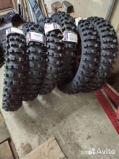 Mitas XT-754 120/90-18 Super Light 2023 зеленая