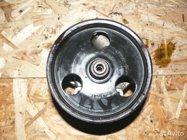 Насос гур Renault Sandero 2 stepway 2015 г 1,6 л