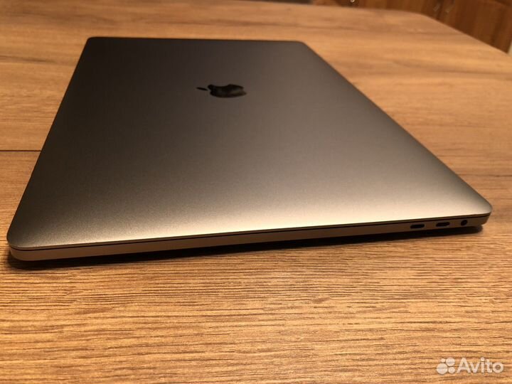 Apple MacBook Pro 15 2018 i9