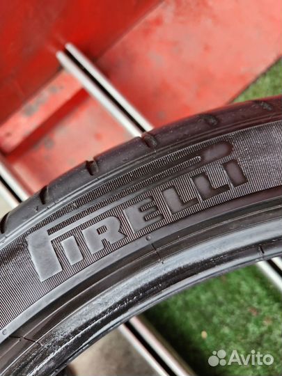 Pirelli P Zero PZ4 275/35 R20