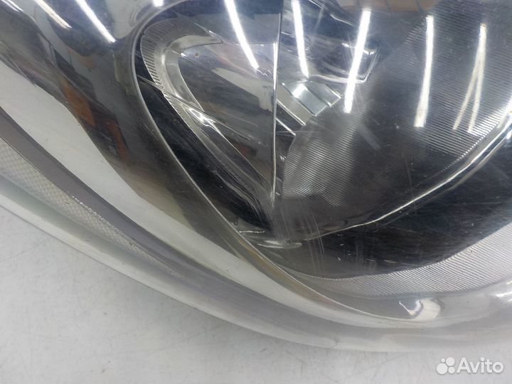 Фара правая Hyundai Solaris