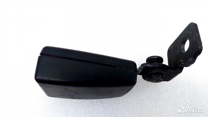 Ответная часть ремня безопасности задняя правая