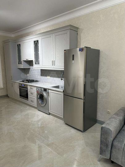 2-к. квартира, 55 м², 10/10 эт.