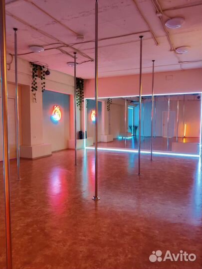 Занятия Pole dance exotic растяжка пилон полдэнс