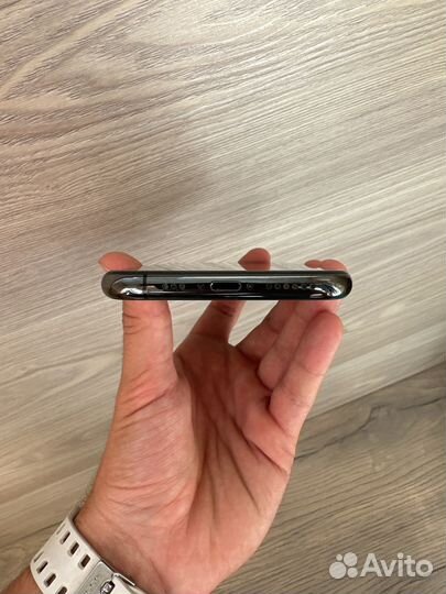 iPhone 11 Pro, 256 ГБ