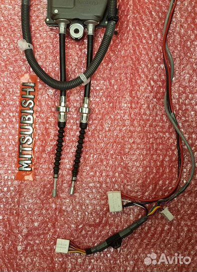 Электрический ручник Mitsubishi Pajero 4815a251