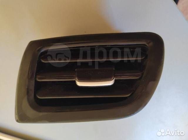 Дефлектор воздушный (левый) Kia Rio 3