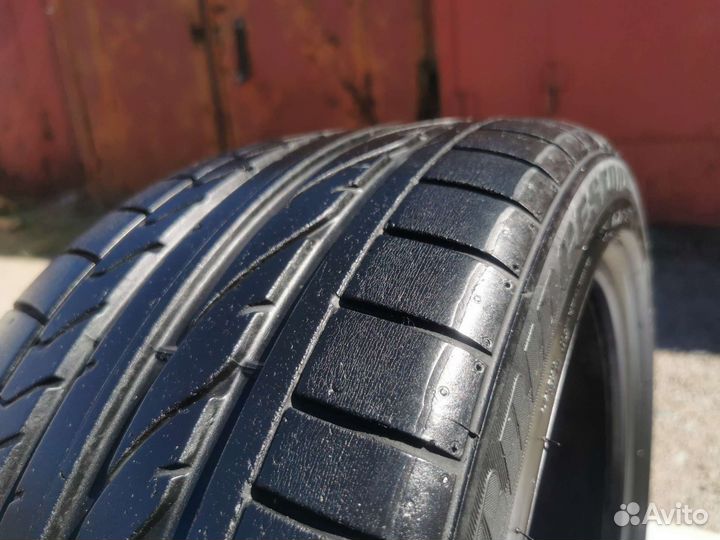 Bridgestone Potenza RE050A 245/40 R18 97Y