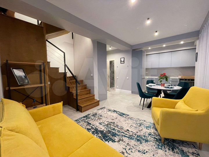 2-к. квартира, 58 м², 2/4 эт.