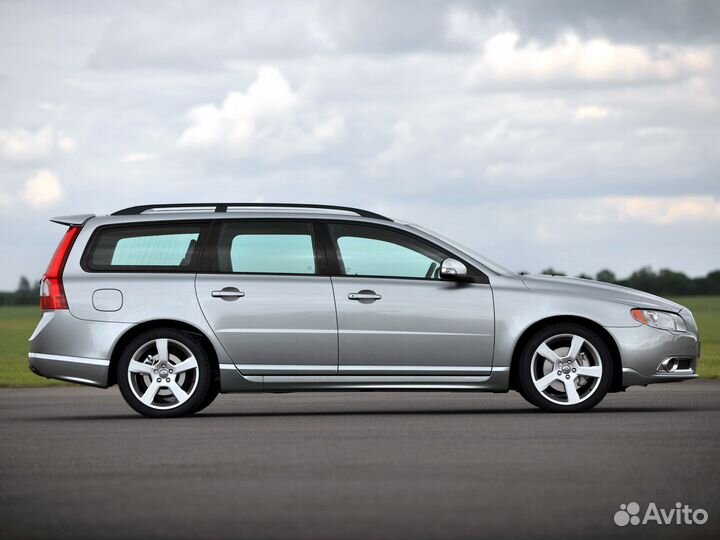 Спойлер Volvo V70, XC70 (07-16) CT