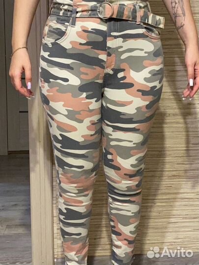 Джинсы bershka 28 размер