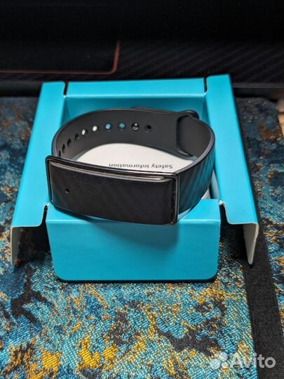 Фитнес-трекер Honor Color Band A1