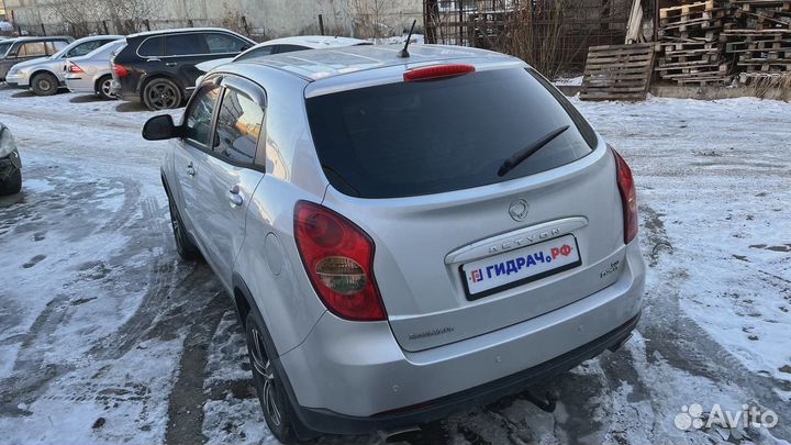 Обшивка стойки передней правой нижняя SsangYong Actyon New 7738034000LBA