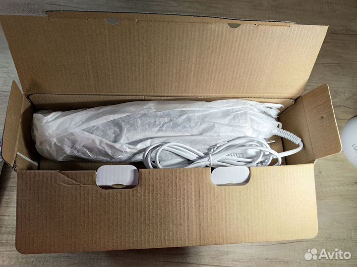 Фен щетка rowenta Premium brush activ volume shine