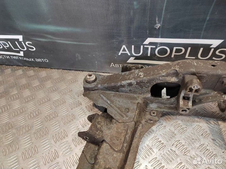 Подрамник Renault Symbol 1.4 K7J700 2004