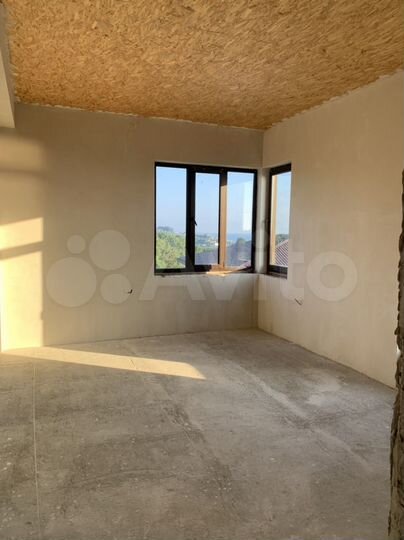 Дом 192 м² на участке 6,5 сот.