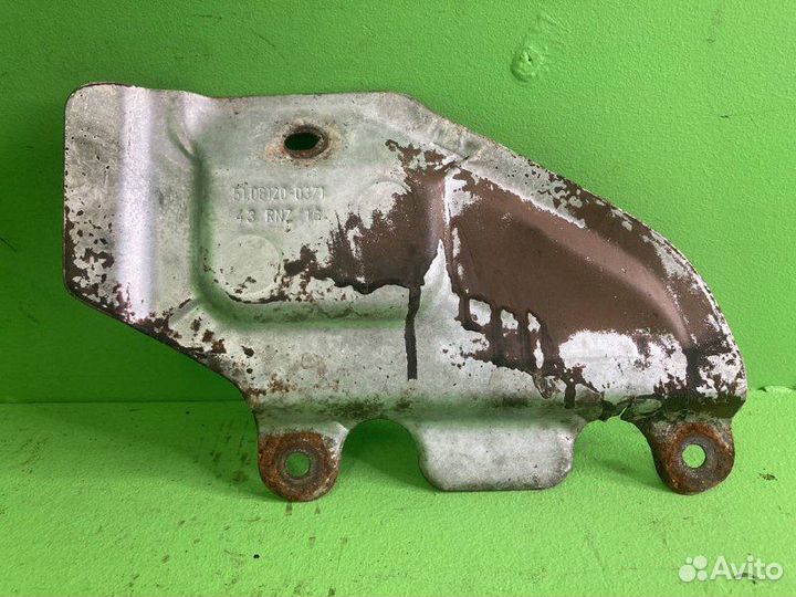 Экран теплозащитный MAN TGX