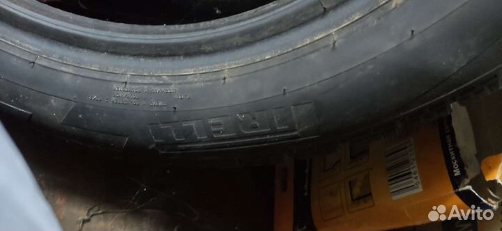 Pirelli Ice Zero FR 215/50 R17 95H