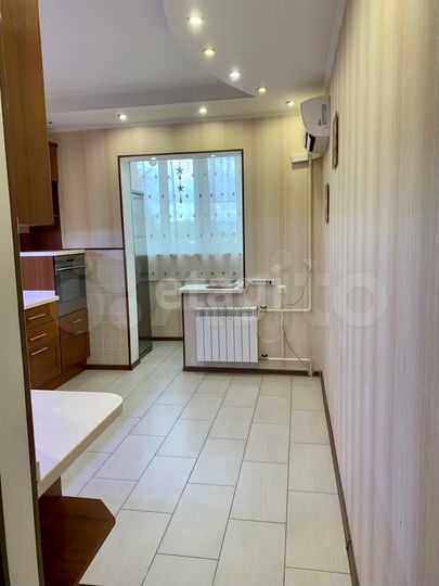 2-к. квартира, 60 м², 2/14 эт.