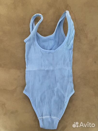 Купальник и парео 140-146