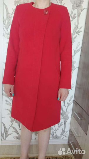 Пальто женское демисезонное 48 размер