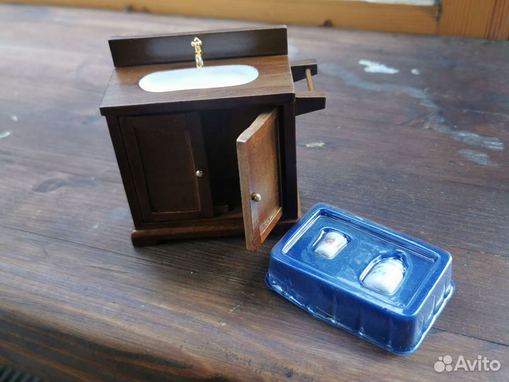 Кукольная мебель