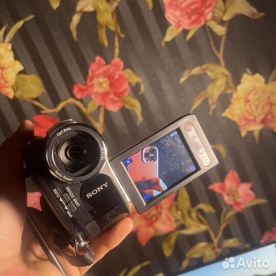 Видеокамера sony handycam y2k