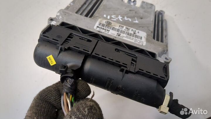 Блок управления двигателем Volkswagen Transporter 5, 2003