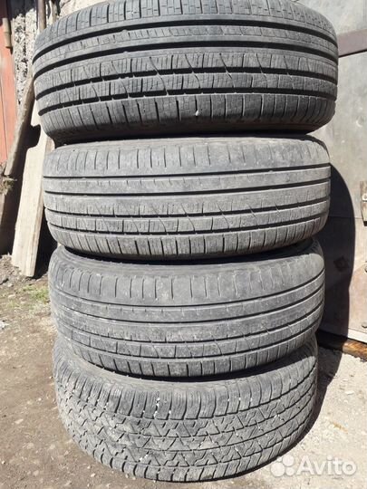 Pirelli P Zero 215/65 R16
