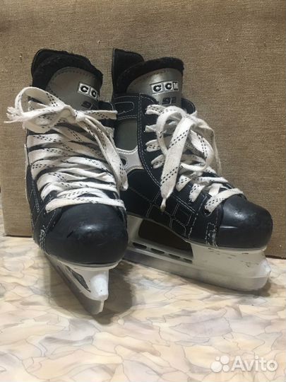 Коньки хоккйные детские 32 р. CCM