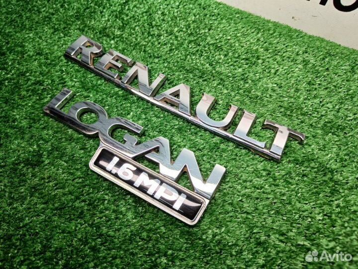 Эмблема Renault Logan SR K7MF710 2011