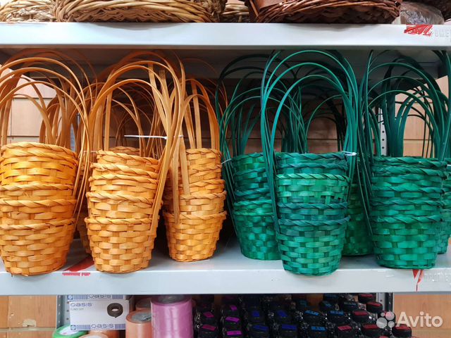 Корзина плетеная для подарков